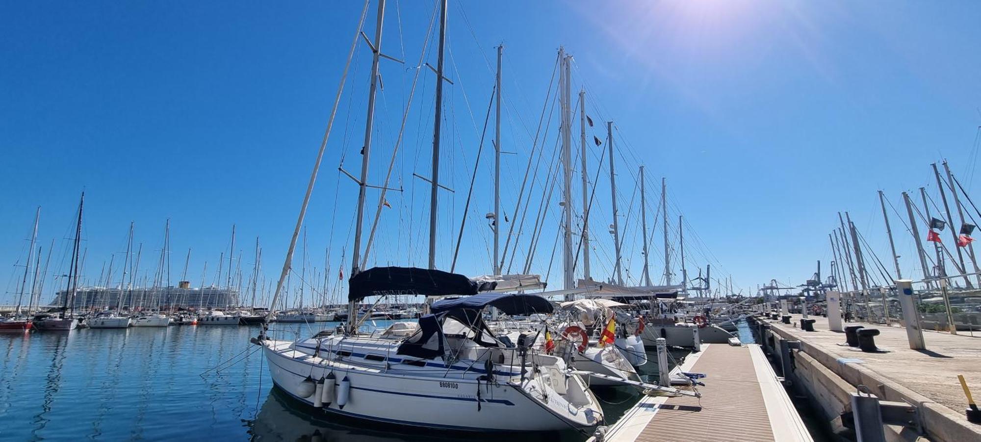 Autentico Velero En Valenza Esterno foto